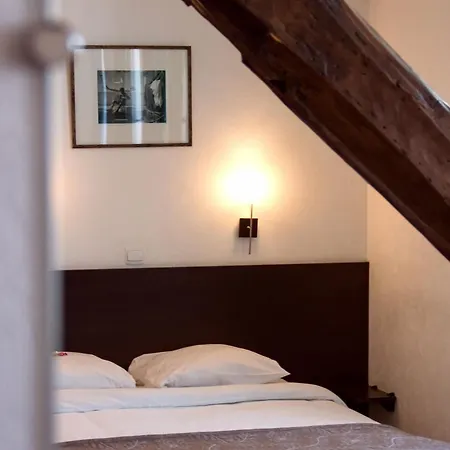 Отель Ashley Centre Gare