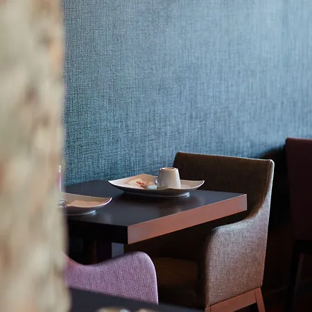 Ashley Centre Gare 3*