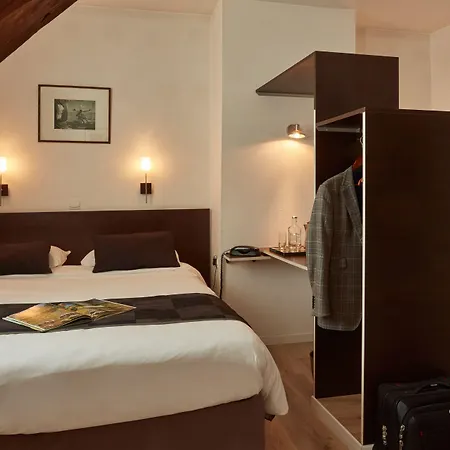 Ashley Centre Gare 3*