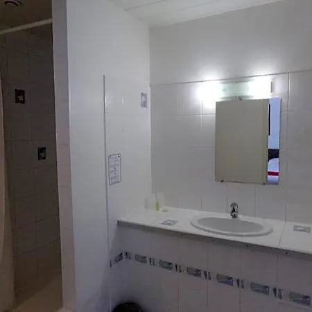 Отель Ashley Centre Gare Ле-Ман