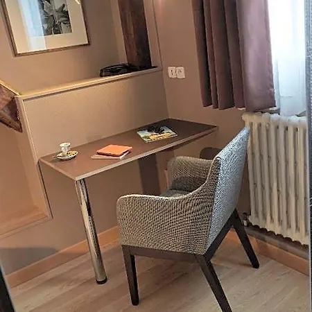 Ashley Centre Gare 3*