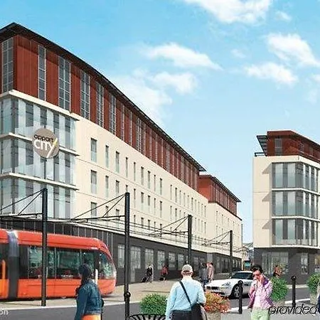 Ashley Centre Gare 勒芒