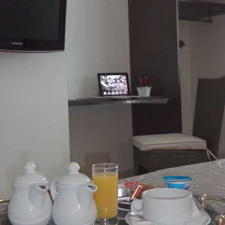 מלון Ashley Centre Gare 3*