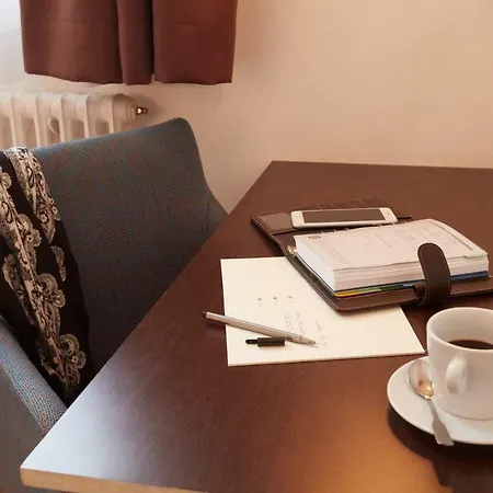 Ashley Centre Gare 3*