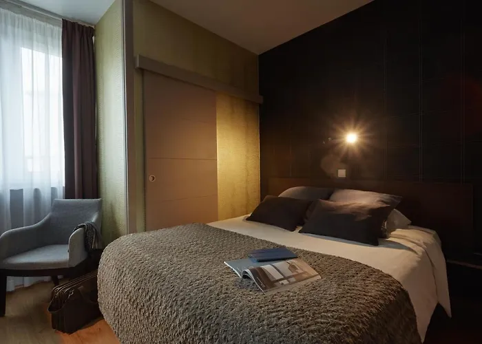 Ashley Centre Gare Hotel