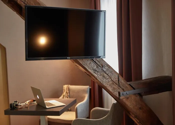 Ashley Centre Gare Ле-Ман