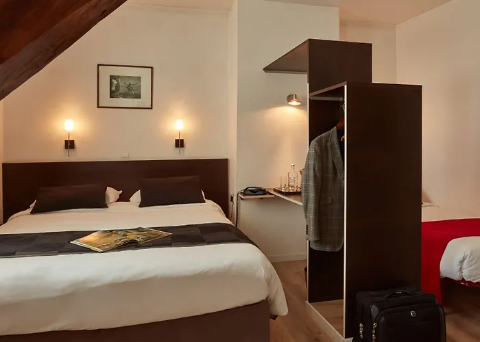 Ashley Centre Gare 3*