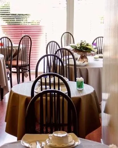 Hotel Ashley Centre Gare Le Mans